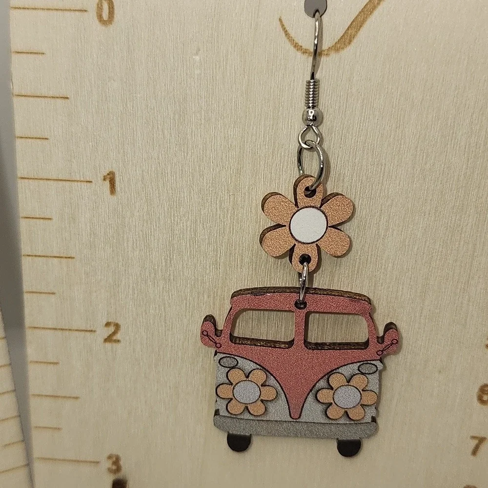 Pink and Gray Flower Hippie Van Earrings‎